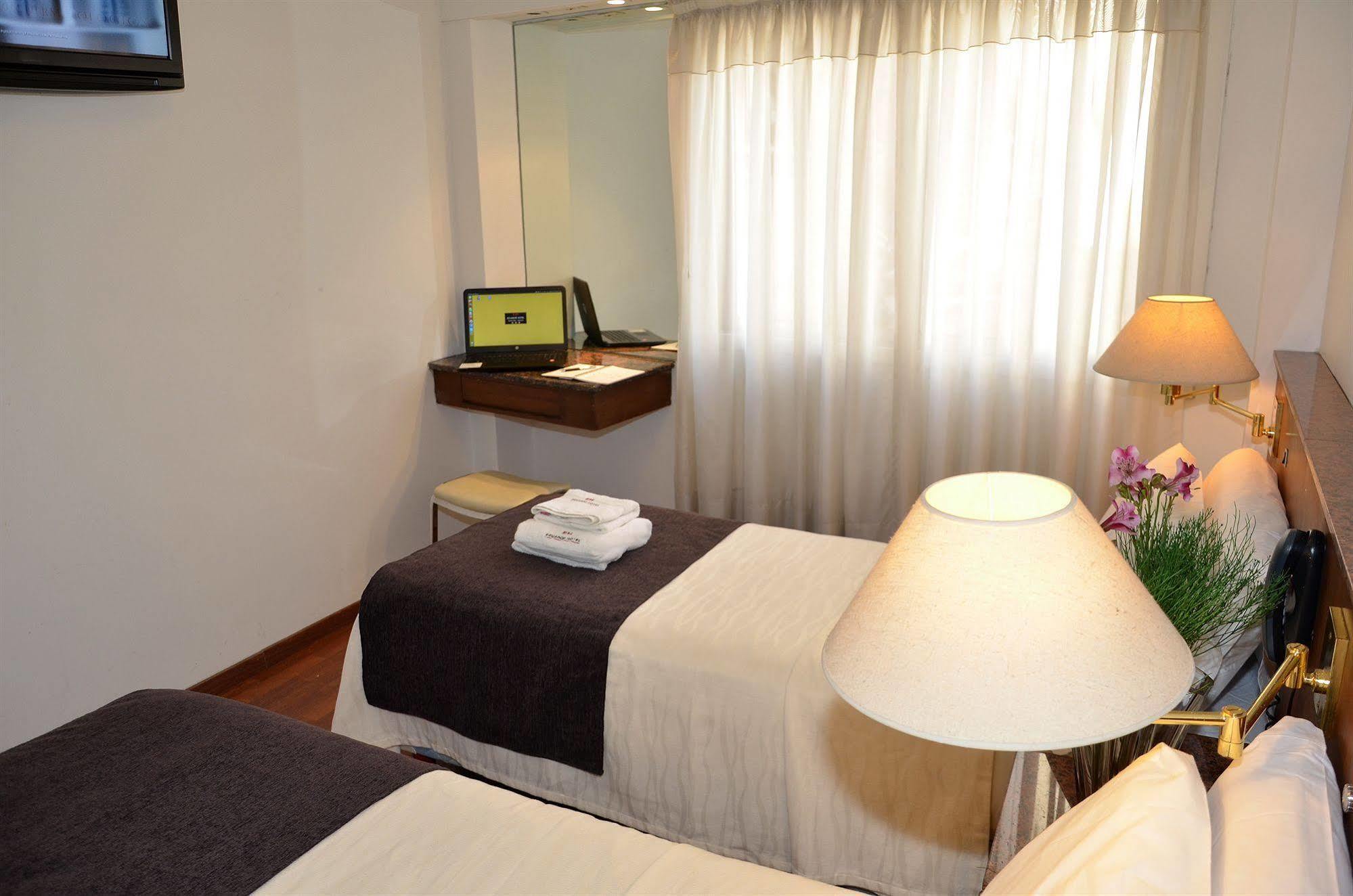 Ecuador Hotel Buenos Aires Luaran gambar