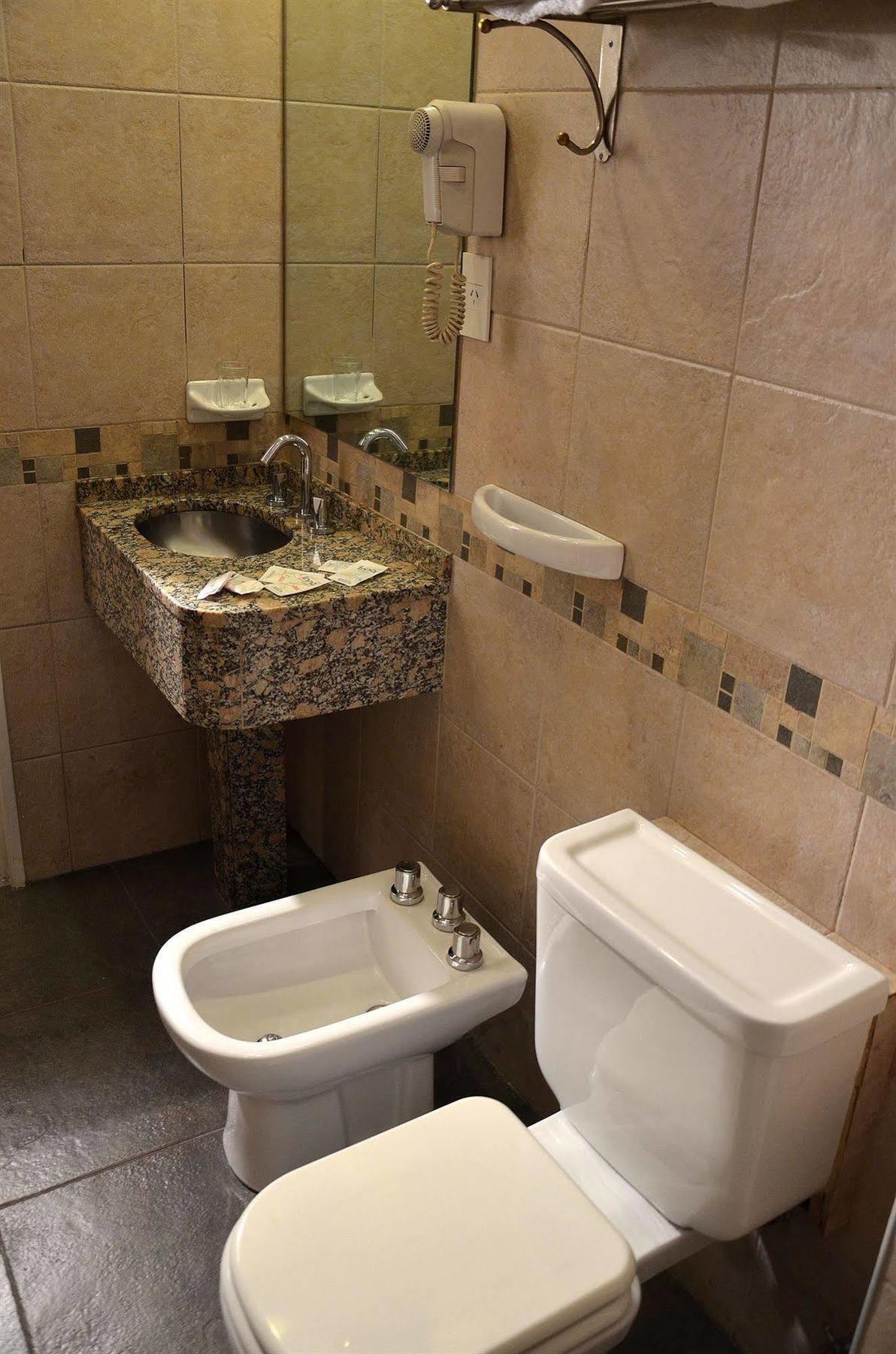 Ecuador Hotel Buenos Aires Luaran gambar